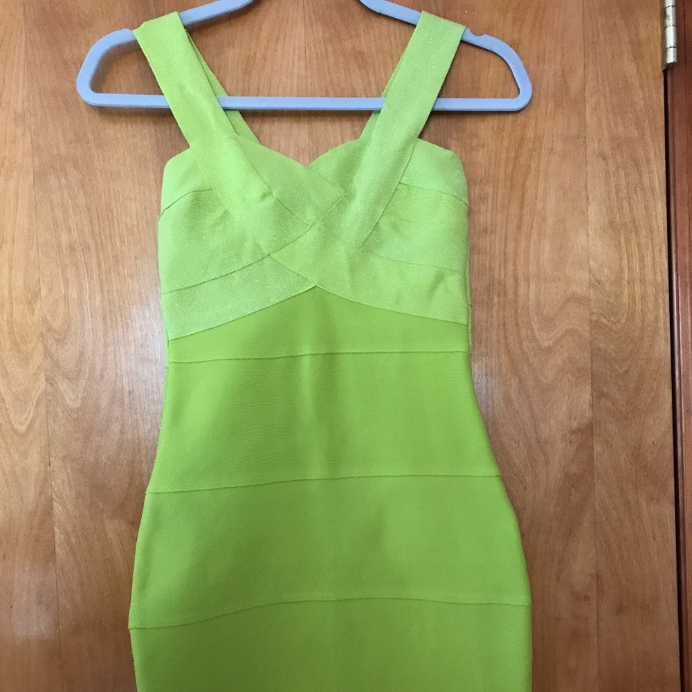 Wow Couture Lime Green Size S Bandage Dress
